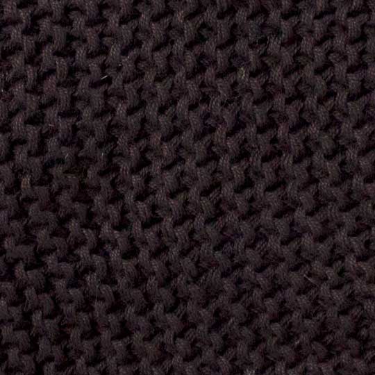 کلاه تک پوم‌دار رو گوشی meshki3