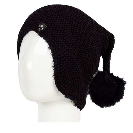 کلاه تک پوم‌دار رو گوشی meshki