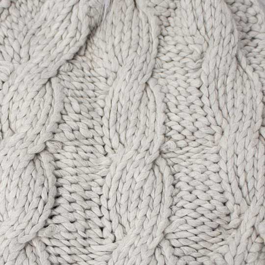 کلاه بچگانه رو گوشی toosi-sefid3