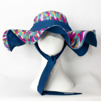 کلاه چین‌دار مارپیچ رنگی chin chin1