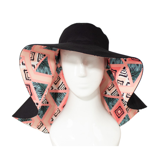 کلاه لب بلند طرح مثلث هندسی 7-3posht-boland