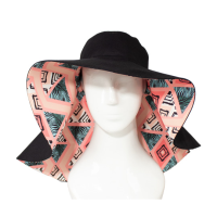 کلاه لب بلند طرح مثلث هندسی 7posht boland