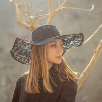 کلاه زونیکس یک لبه گلدار zoonix4