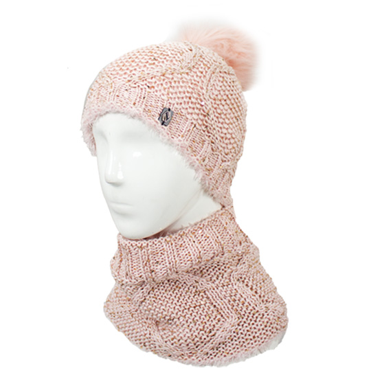 دو تکه آران لوزی با نخ پولک کلاه-پوم-دار-و-شال-رینگی-داخل-خز-نخ-پولک-صورتی-روشن