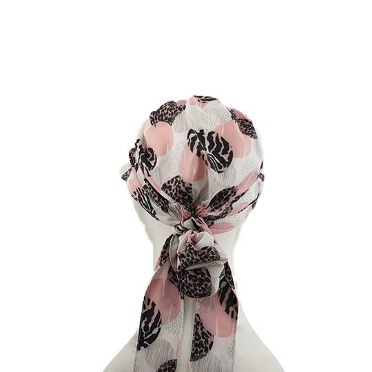 کلاه پشت کش دارطرح دایره پلنگی پشت-کش-دار-طرح-پلنگی