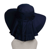 کلاه پشت پیلی دار طرح هاوایی برگی سبز کلاه پشت پیلی دار هاوایی برگی سبز سفید