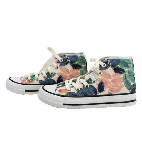 کفش آل استار ساق بلند طرح برگ گندمی کفش-آل-استار-ساق-بلند-برگ-گندمی